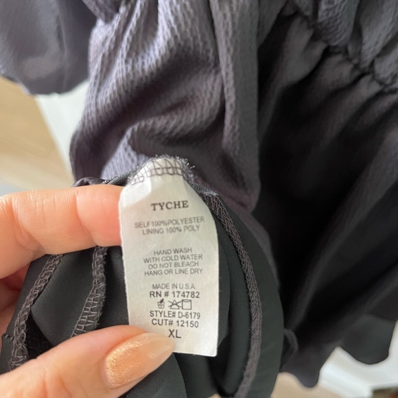 VICI Collection Dress- Perfect pre owned Sz XL - Picture 8 of 8